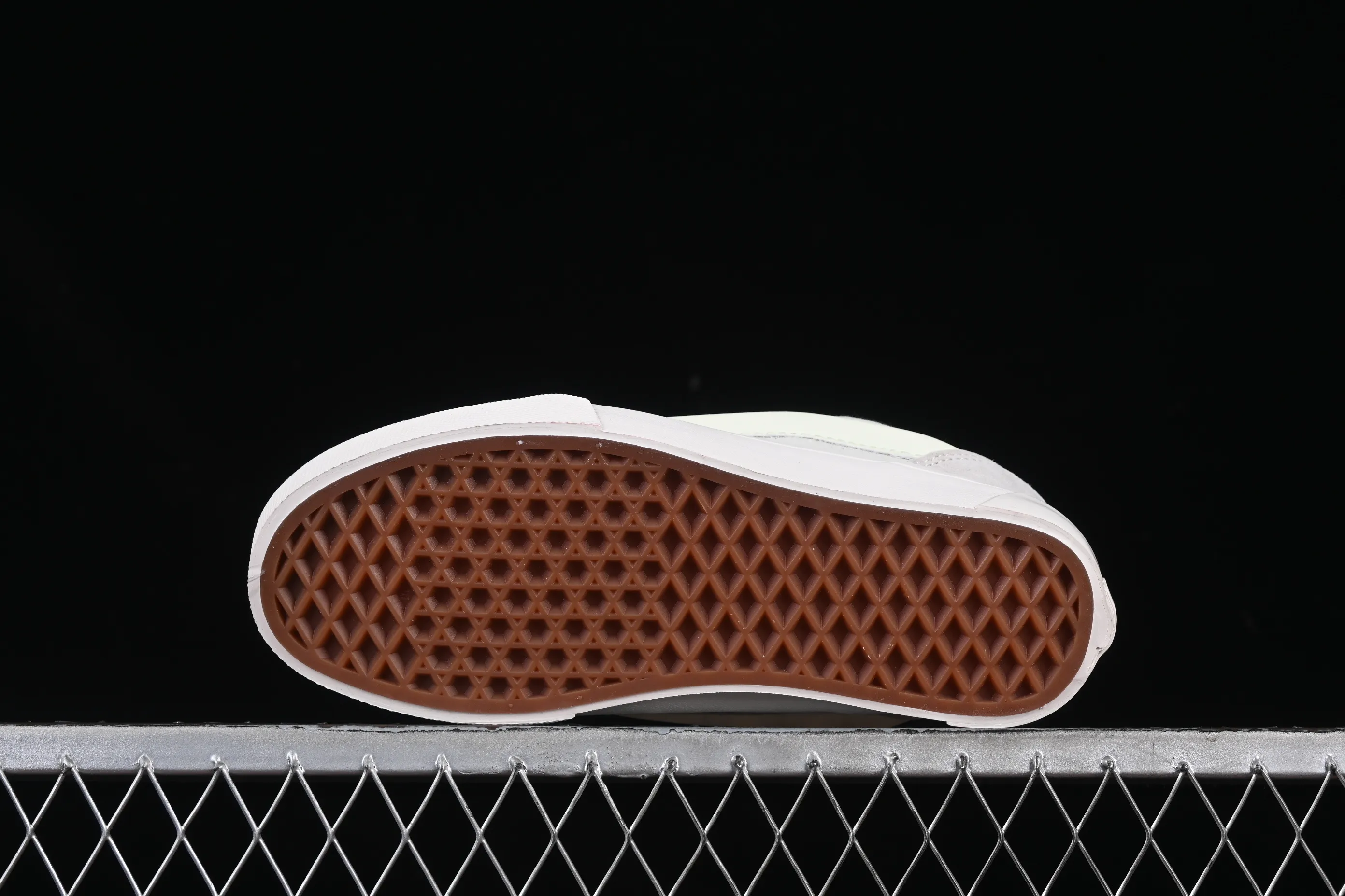 All categories Vans Vans series Vans Low Vans low-top Vans Knu Skool Vans low-top retro casual fat bread shoes VN000D6CZ5D